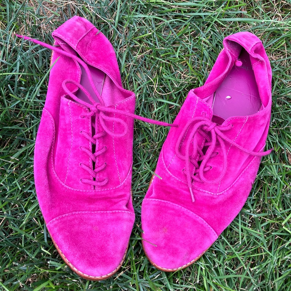 GAP Fuchsia Suede Women's Flats